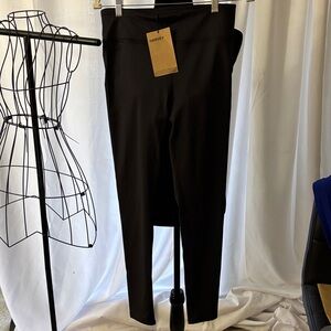 Harveys Women's Sleek Black Leggings